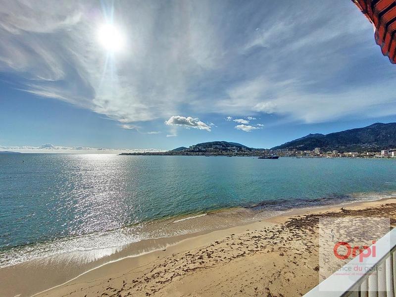 Studio - 40 m² - 1 pièce