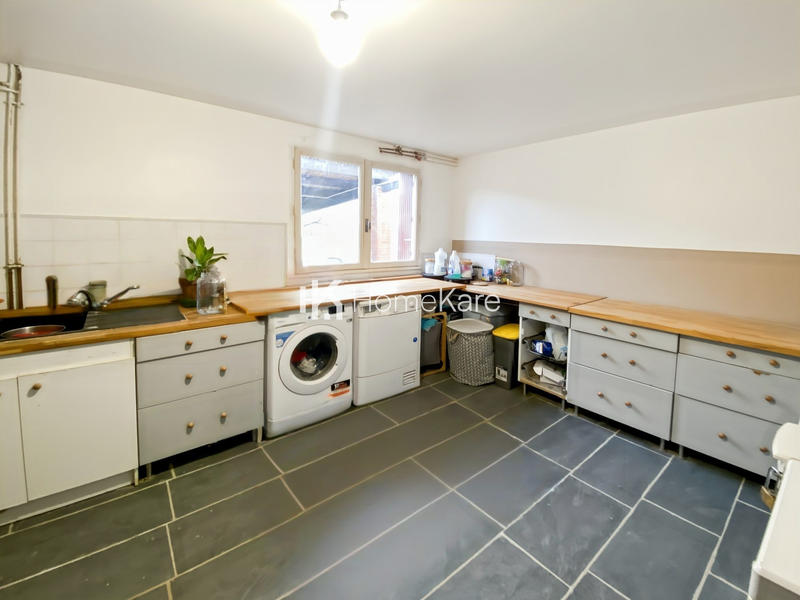 Maison - 145 m² - 7 pièces