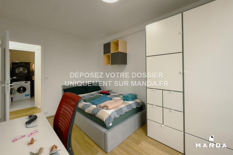 Chambre - 13 m² - 6 pièces