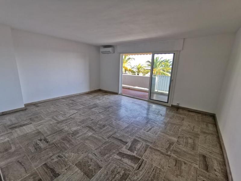 Appartement - 77 m² - 3 pièces