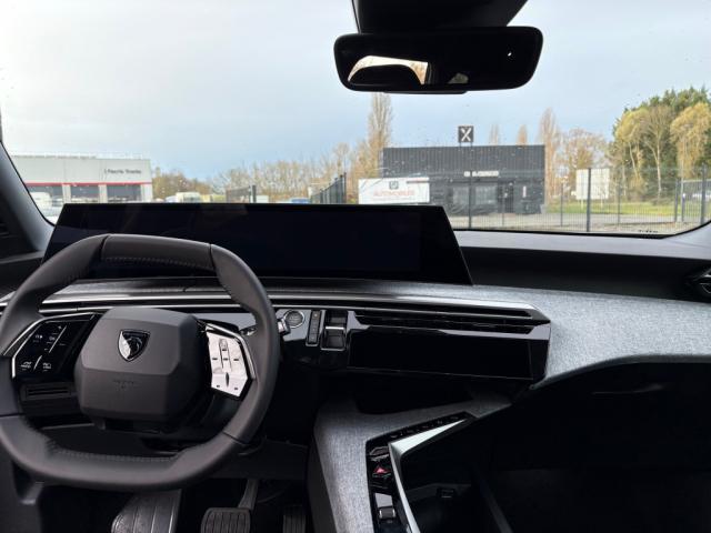 Peugeot 5008 Hybrid 145 e-Dcs6 Allure