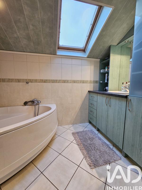 Maison - 127 m² - 5 pièces