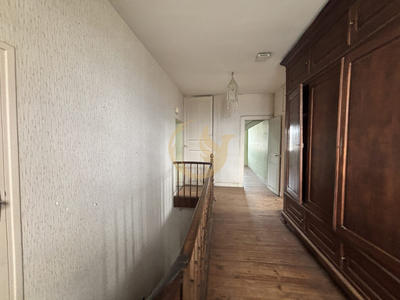 Maison ancienne - 203 m² - 7 pièces