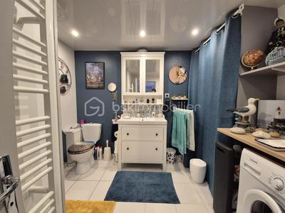 Maison traditionnelle - 111 m² - 6 pièces