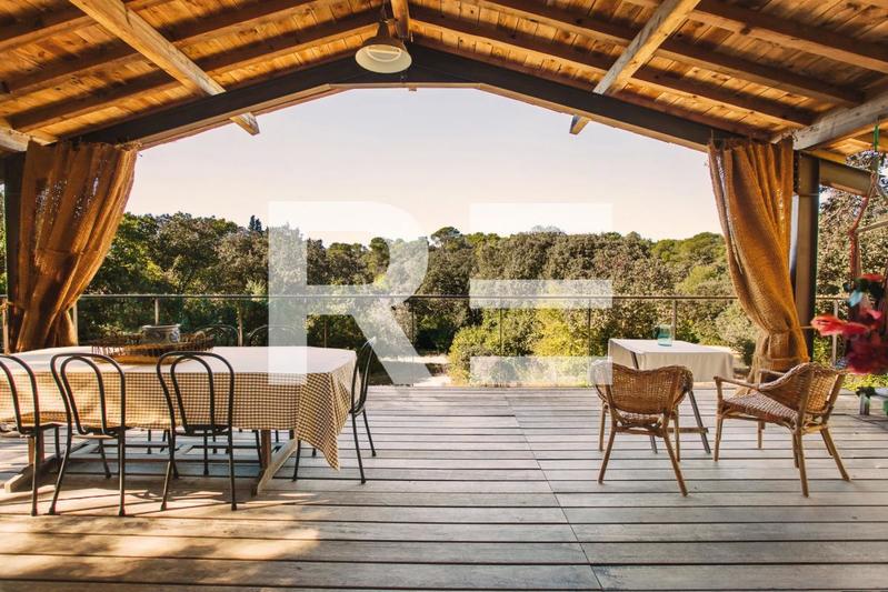 Maison d'architecte - 239 m² - 8 pièces