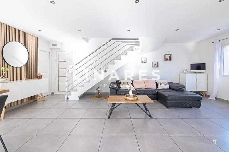 Maison - 100 m² - 4 pièces