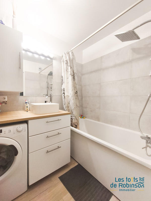 Appartement - 64 m² - 3 pièces