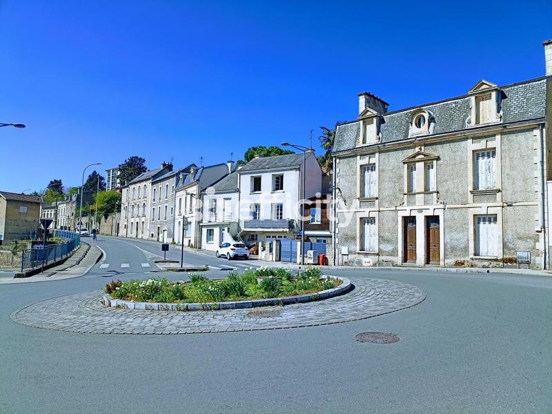 Maison - 140 m² - 6 pièces