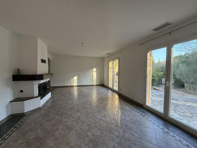 Maison - 104 m² - 4 pièces