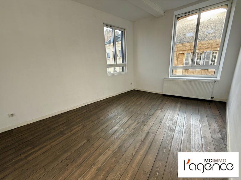 Appartement - 110 m² - 4 pièces