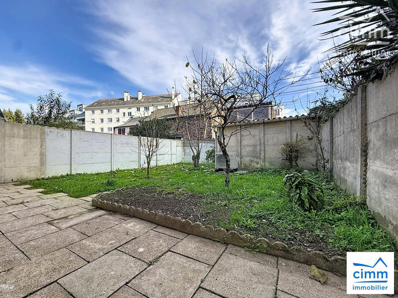 Maison - 98 m² - 5 pièces