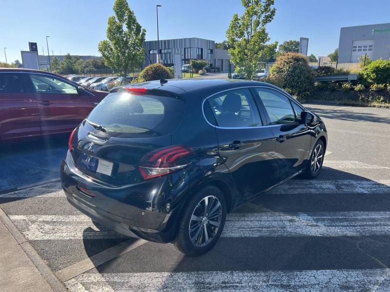 Peugeot 208 1.6 BlueHDi 100 Allure