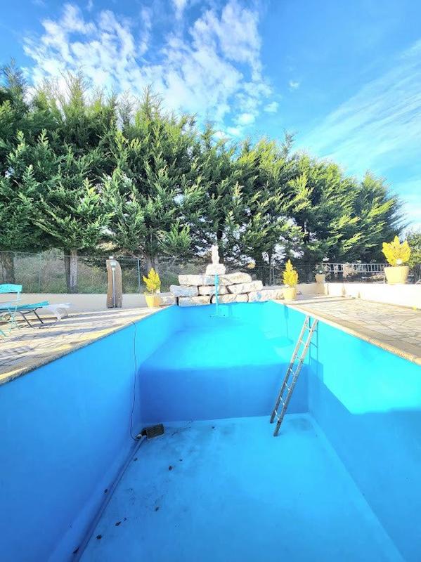 Maison - 195 m² - 6 pièces