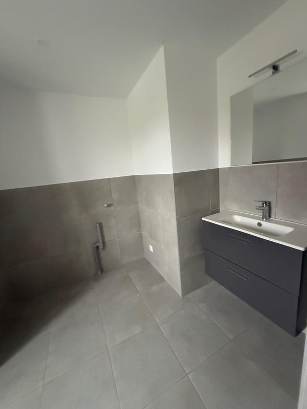 Maison - 96 m² - 5 pièces