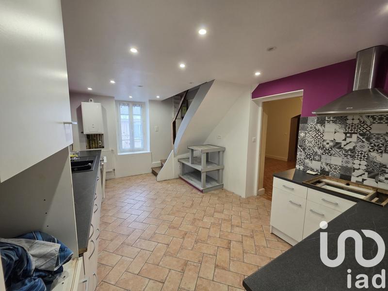 Maison - 145 m² - 9 pièces