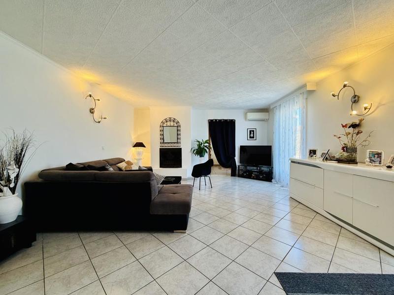 Maison - 135 m² - 6 pièces