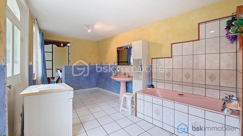 Demeure - 140 m² - 6 pièces