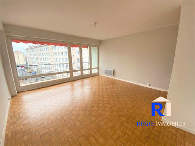 Appartement - 79 m² - 3 pièces