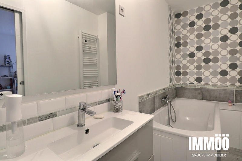 Maison - 190 m² - 6 pièces