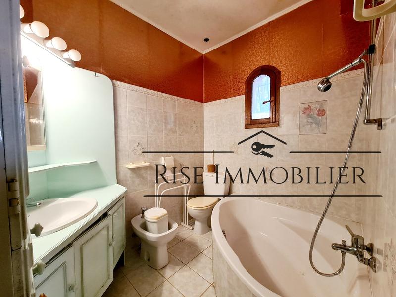 Maison - 98 m² - 4 pièces