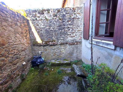 Maison de village - 85 m² - 5 pièces