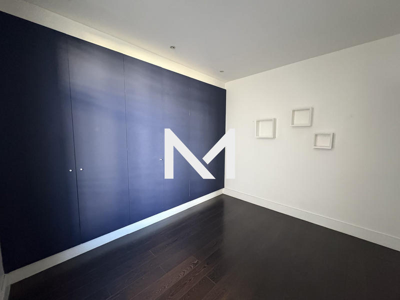 Appartement - 93 m² - 4 pièces