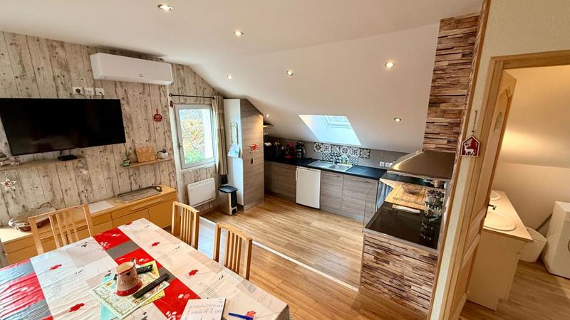 Maison - 224 m² - 9 pièces