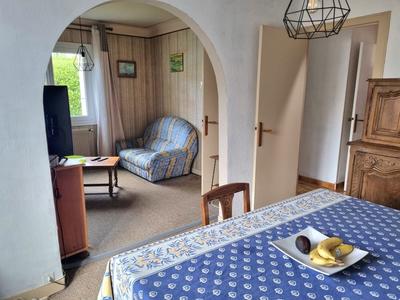 Maison traditionnelle - 85 m² - 5 pièces