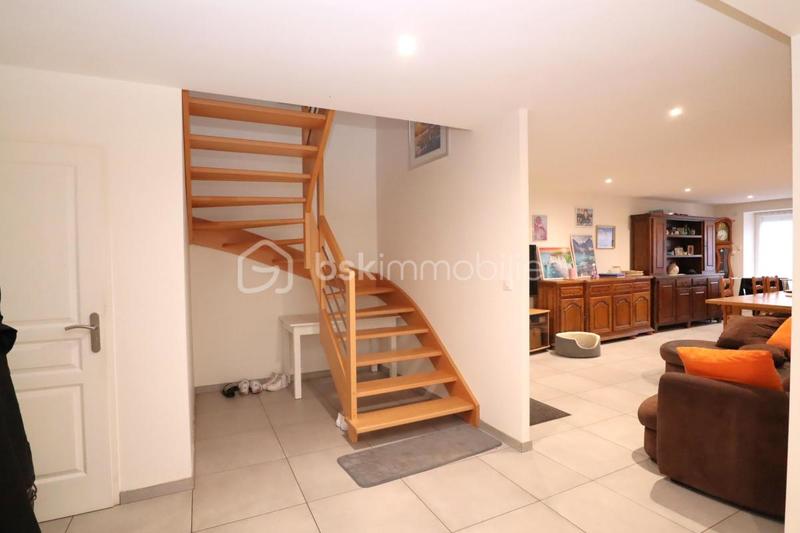 Maison de ville - 256 m² - 6 pièces