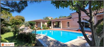 Maison - 160 m² - 7 pièces