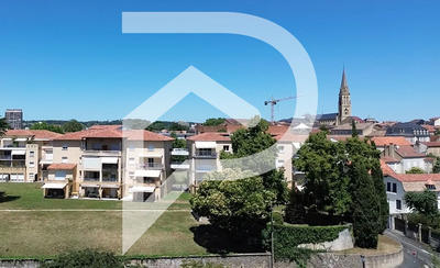 Appartement - 91 m² - 3 pièces