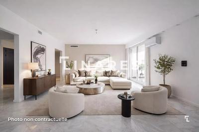 Appartement - 168 m² - 5 pièces