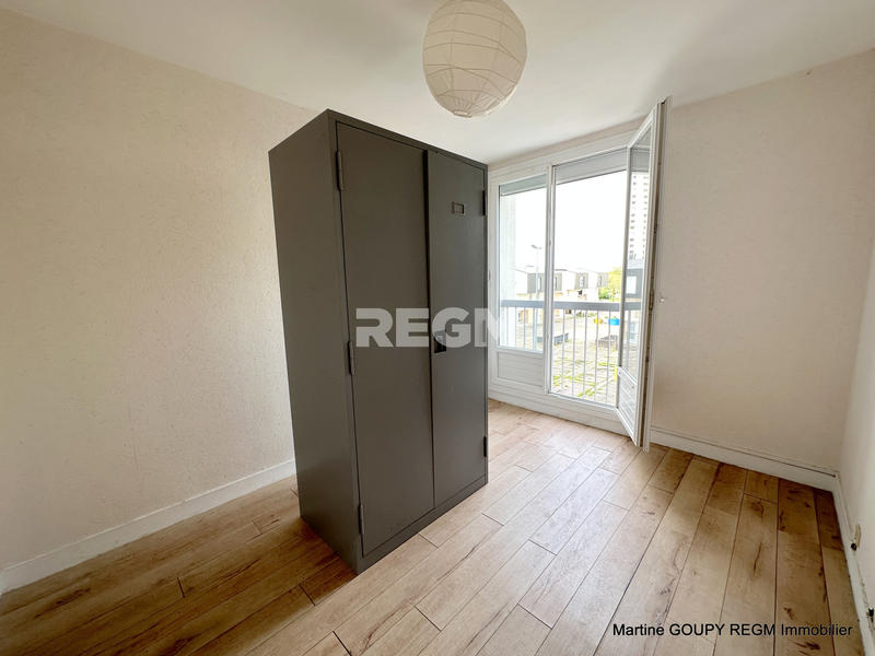 Appartement - 90 m² - 5 pièces