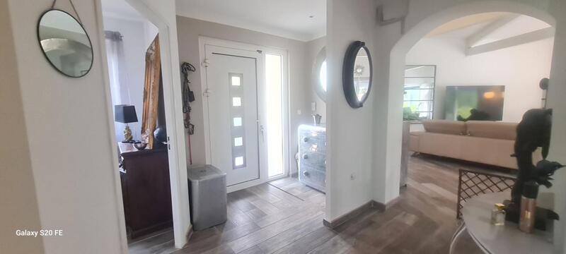 Villa - 167 m² - 5 pièces