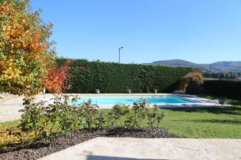 Maison - 160 m² - 5 pièces