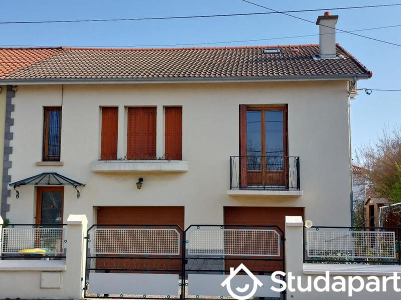 Chambre - 12 m² - 1 pièce