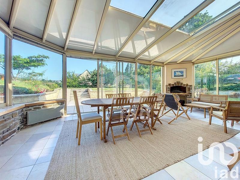 Maison - 250 m² - 8 pièces