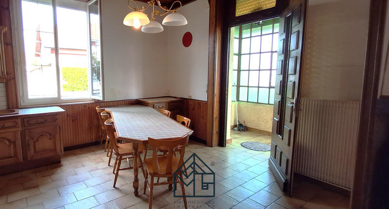 Maison - 85 m² - 5 pièces