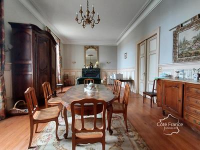 Maison de maîtres - 229 m² - 7 pièces