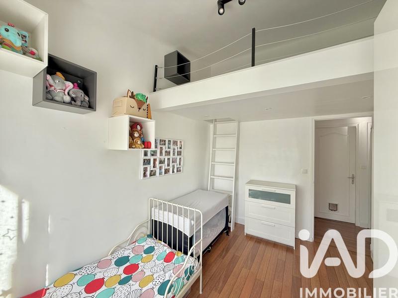 Maison - 94 m² - 5 pièces