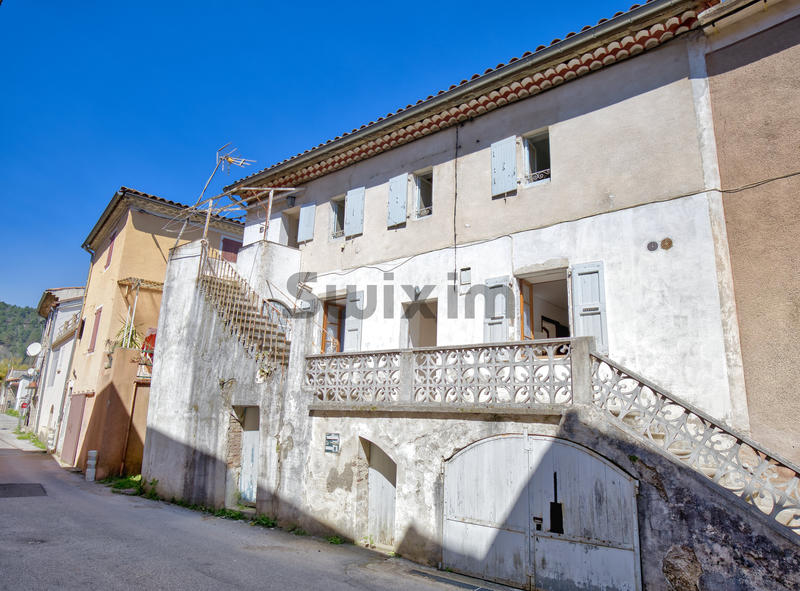 Maison de village - 100 m² - 6 pièces