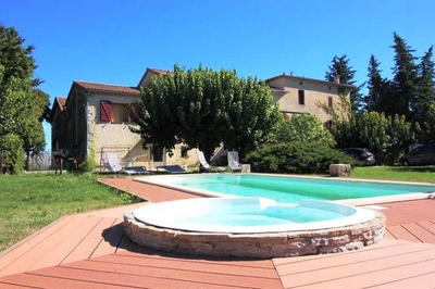 Mas - 315 m² - 12 pièces