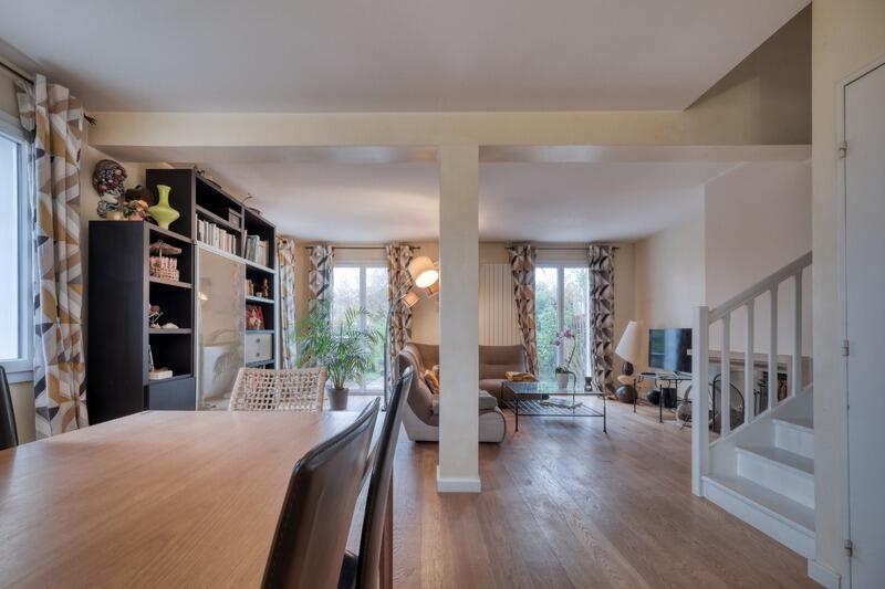 Maison - 137 m² - 6 pièces