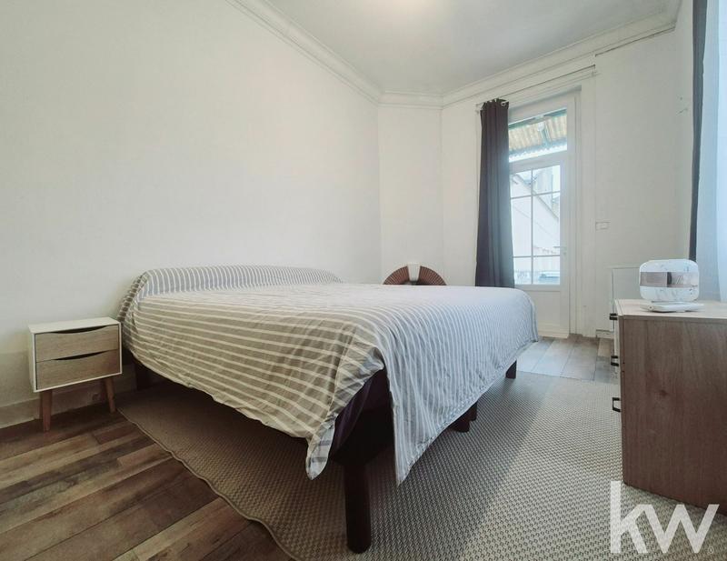 Appartement - 125 m² - 5 pièces