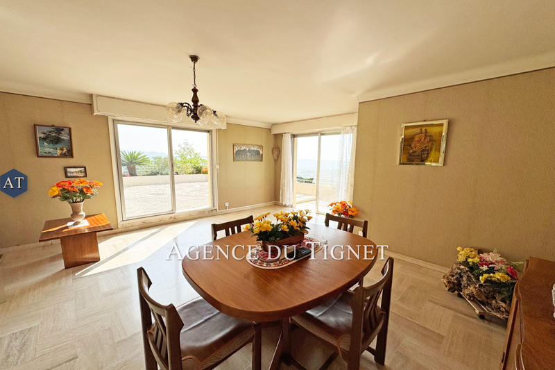 Appartement - 110 m² - 5 pièces