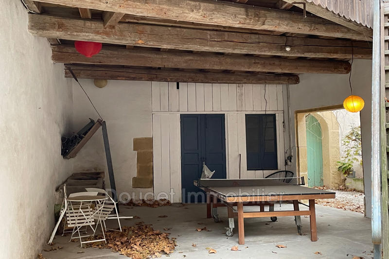 Maison - 279 m² - 9 pièces