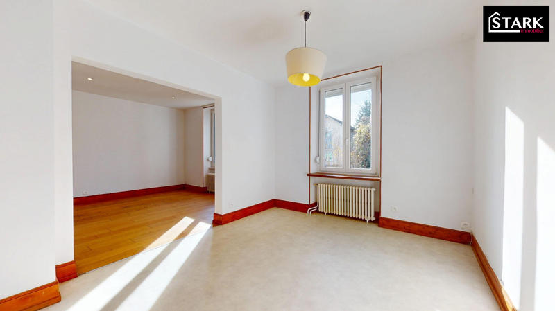 Maison - 91 m² - 5 pièces