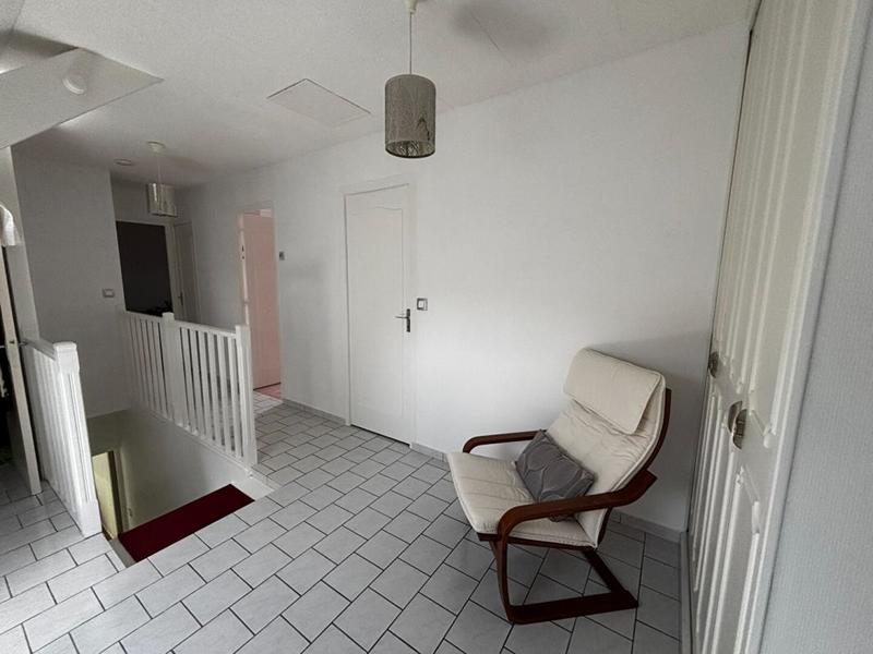 Maison - 140 m² - 6 pièces