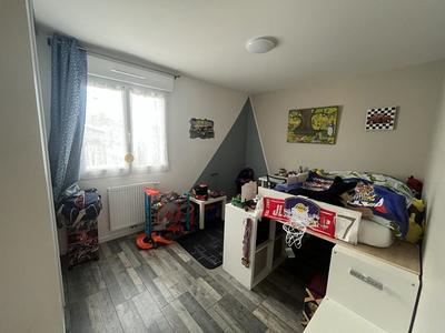Maison - 102 m² - 4 pièces