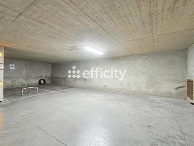 Parking - 11 m²